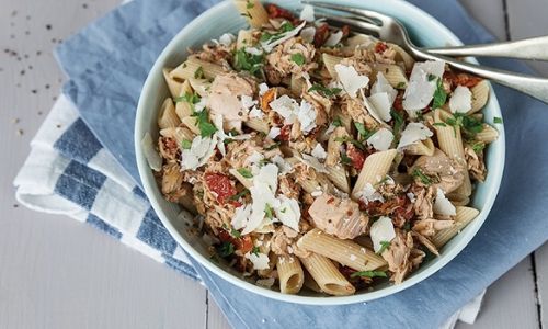 Tuna and sun-dried tomato pasta recipe
